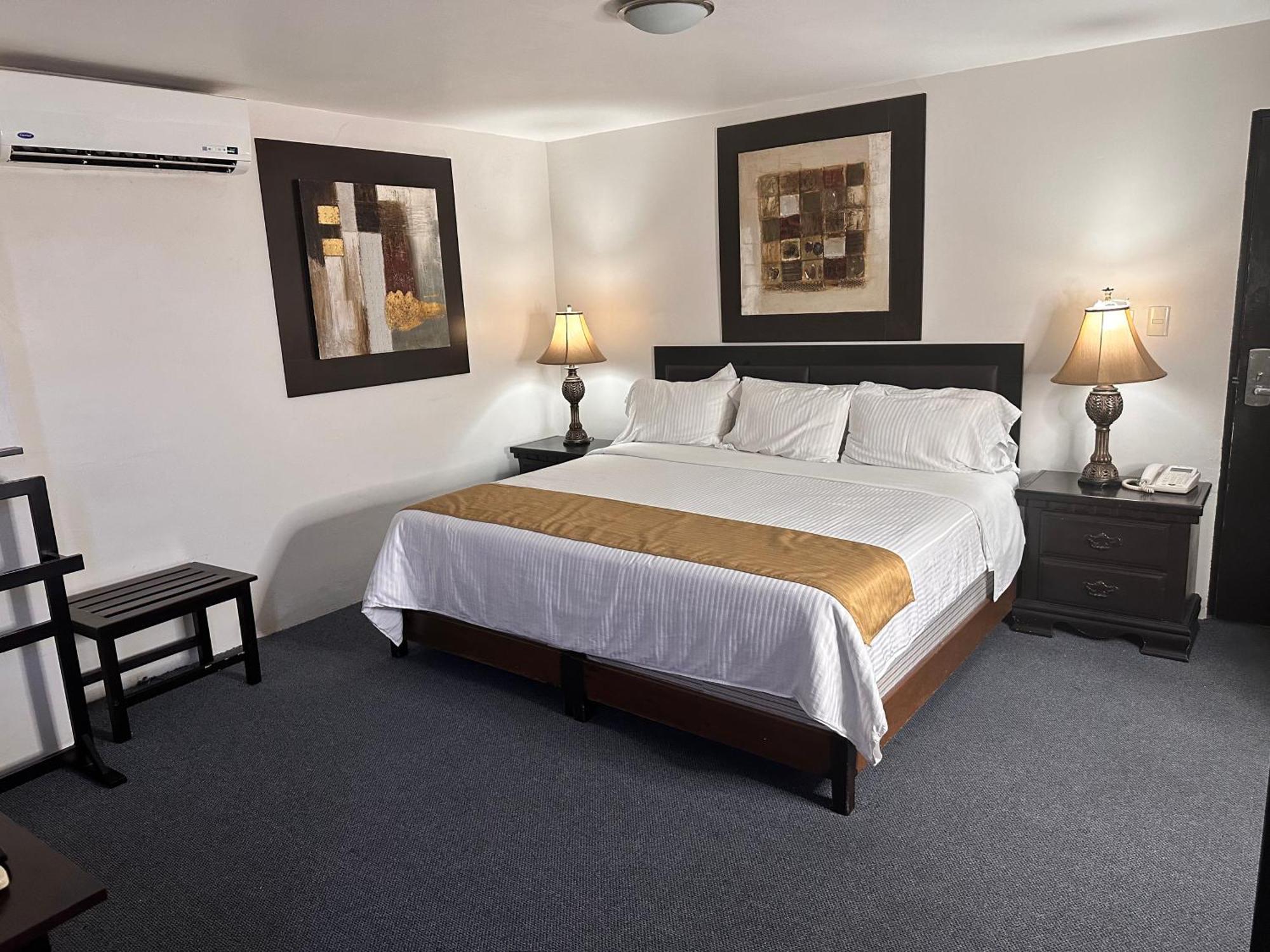 Hotel Del Fresno Fresnillo de González Echeverría Buitenkant foto